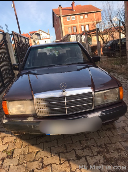 Shes Mercedes 190