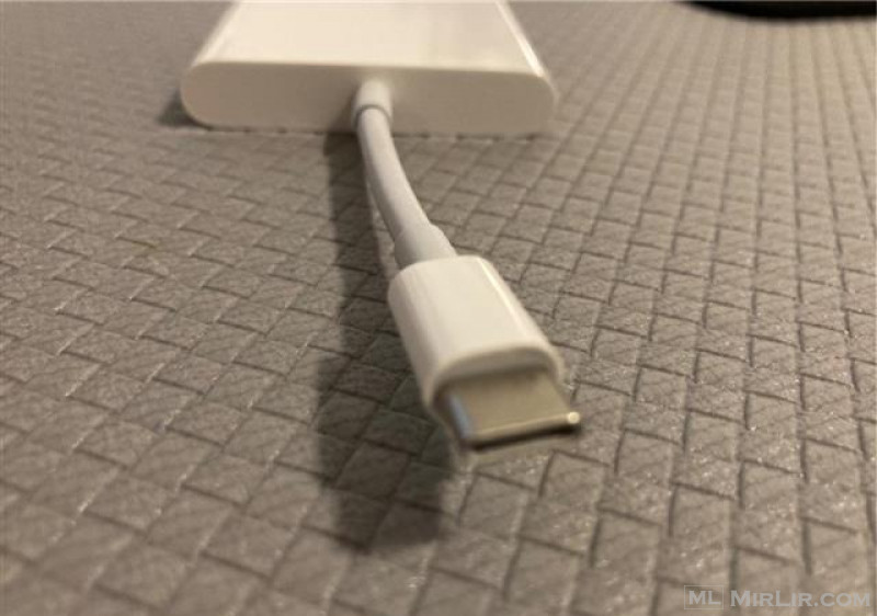 Apple USB-C to HDMI, USB-C dhe USB-A adapter
