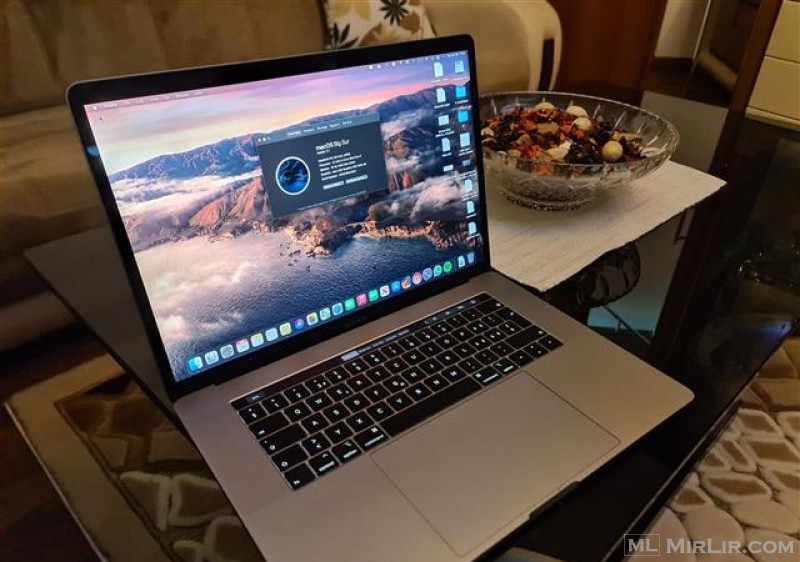 Shes MacBook Pro touchbar 2018