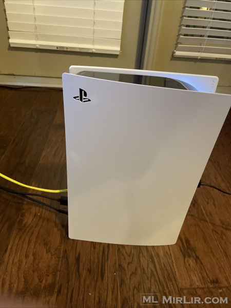 Selling New SONY PlayStation 5 Disc Edition