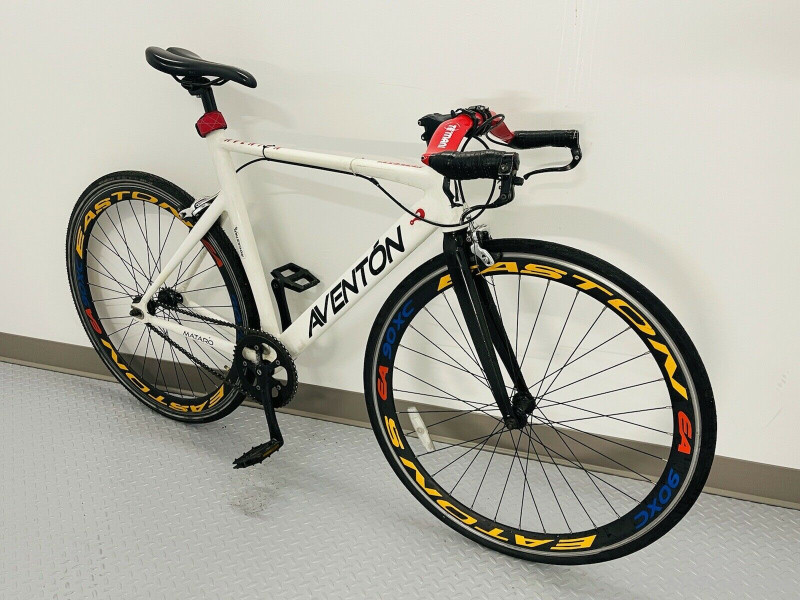 Biçikletë e Bardhë Aventon Mataro 55 cm