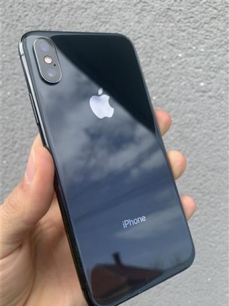 iPhone XS black 64gb? i pa servisuar
