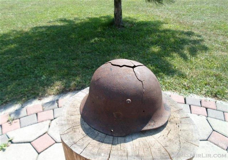 Helmet  e luftes II Botrore 