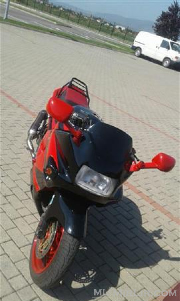 Kawasaki ZZR 500
