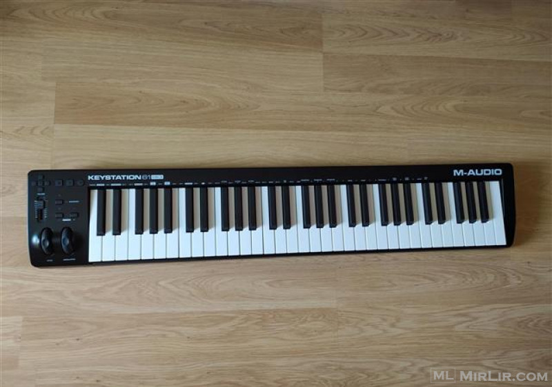 Shes piano M-Audio Keystation 61