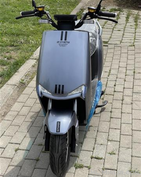 Scooter Elektrik Model 2021 00km