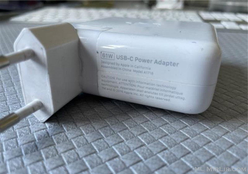 Apple 61w USB-C Power Adapter