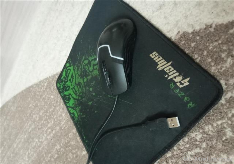 HP Gaming Mouse dhe Razer Goliathus Mousepad