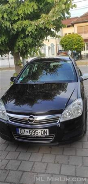 Shitet Opel Astra 1.9 