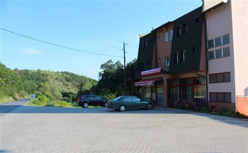Motel dhe villa ne gjendje funksionale afer Gjilanit 