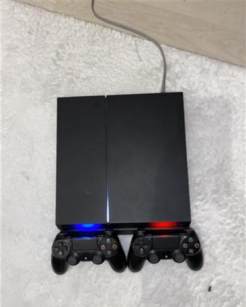 PS4 me qip dy dorza gjendje perfekte