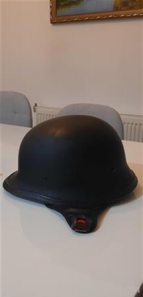 Shitet Helmet Gjermane E RE