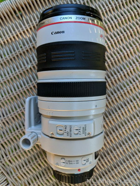 Lente makro Canon EF 100mm f/2.8L IS  