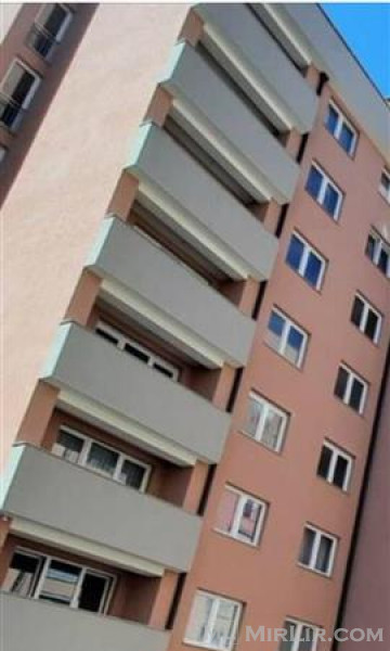 Shitet banesa 86m2, kati 5 në Fush Kosovë