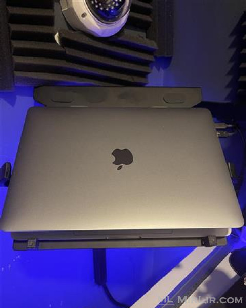 Macbook Pro 13\" 2019 - (4 Thunderbolt Ports)