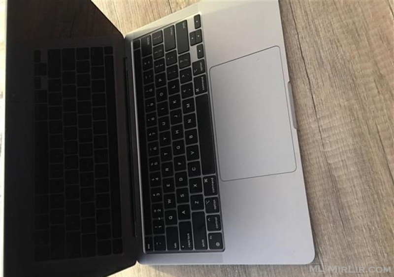 13.3-inch Apple MacBook Pro 2020