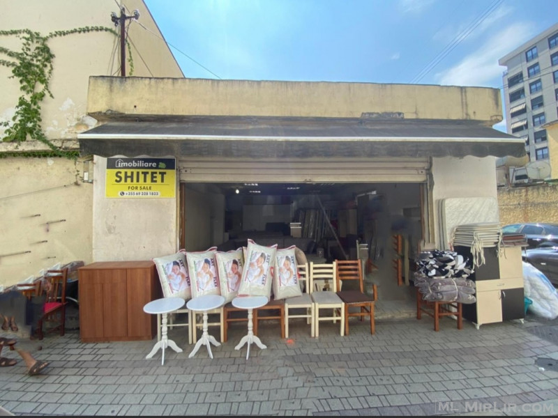 🔥Super mundesi   investimi🔥   👉Shitet dyqan buze rruge kryesore,ngjitur me Institutin e Shendetit Publik,Kavaje  