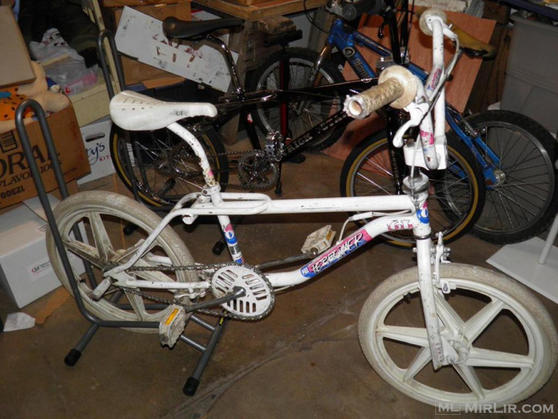 GT Performer old school BMX bike 1987 whatsapp...+1 3236883314