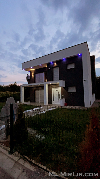 Shitet Shtëpia 🏡 ( Lokacioni - Saraj ) Vetëm 1.8Km larg Qendrës ( Ferizaj )