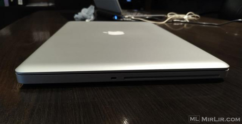 Macbook pro 17 inch