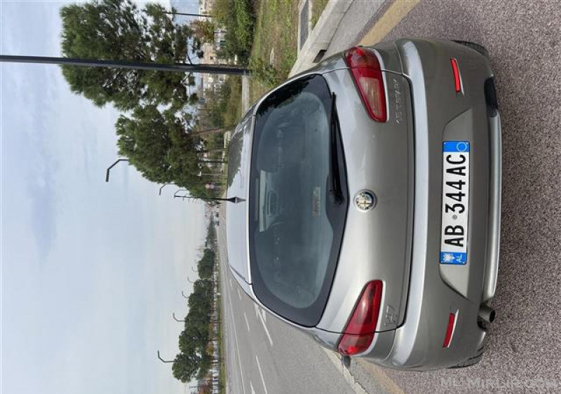 Shitet Alfa Romeo Benzin-Gas 
