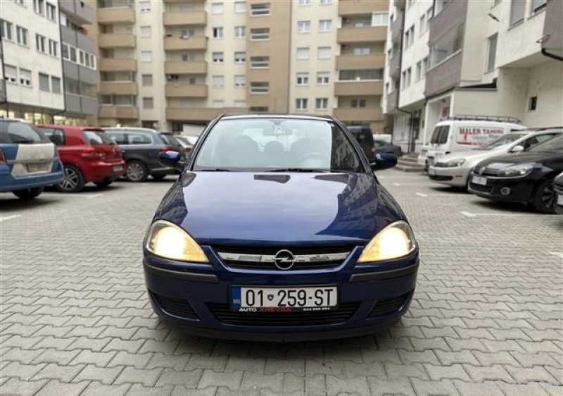 Shitet Opel Corsa 1.3CDTI