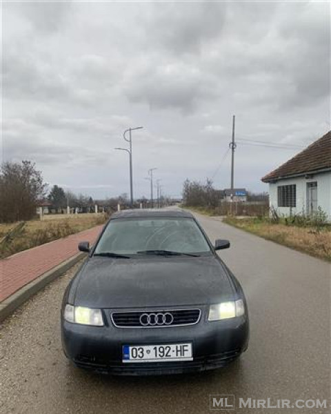 Audi a3 1.6B rks i skadum 1999€