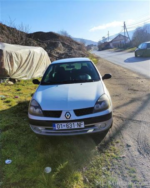 shes Renault Clio 1.5 