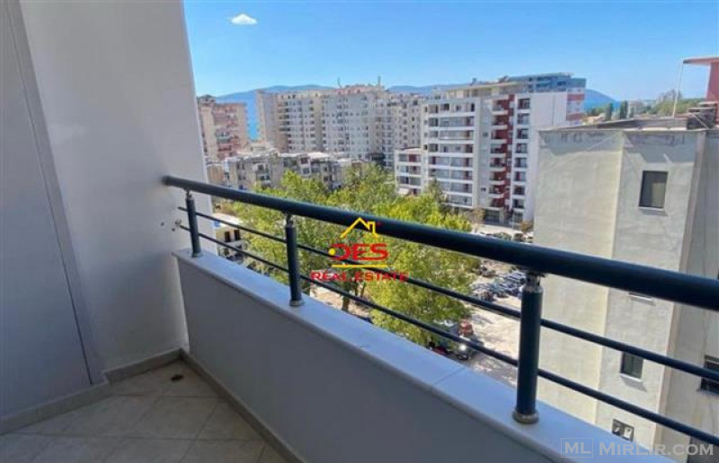  SHITET APARTAMENT 2+1+2  TE RRUGA E CIPAJVE VLORË.