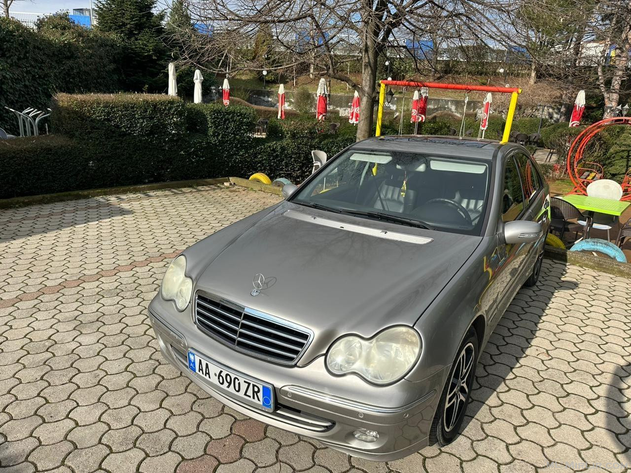 SHES BENZ C-CLASS (2005) AUTOMATIC 