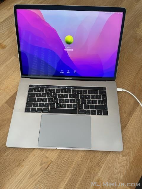 MacBookPro 15 2016 with Touchpad