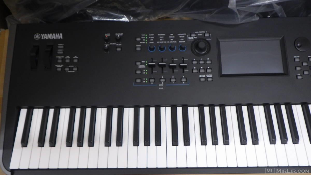 Korg PA3X arranger keyboard - excellent