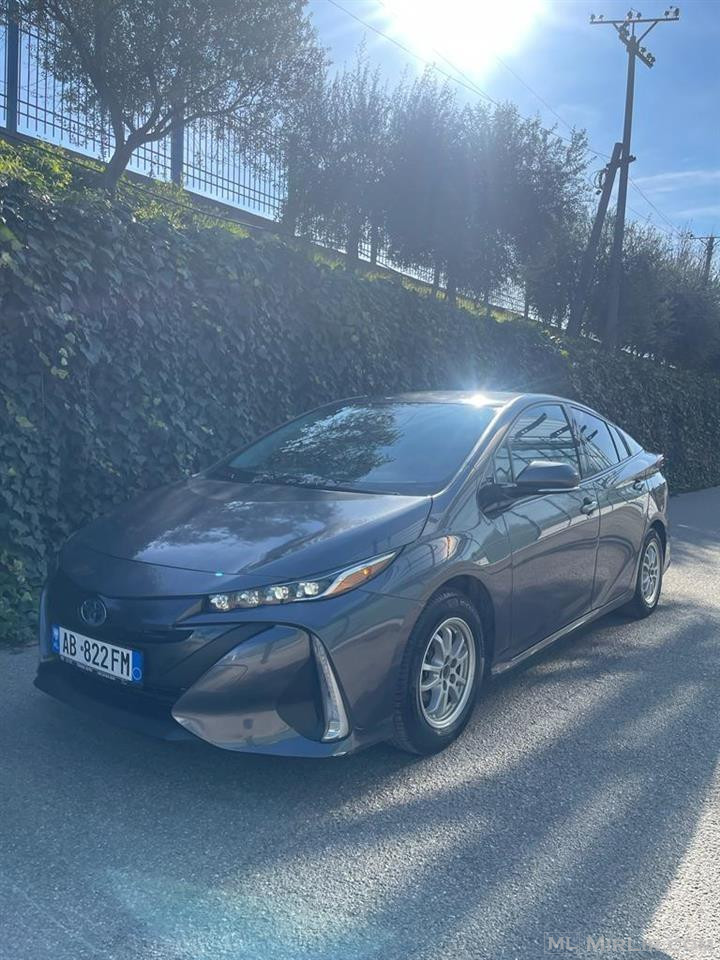 Toyota Prius Prime Elektrike 