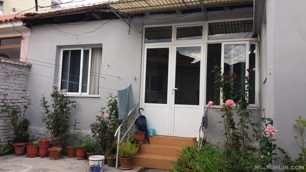 Shitet shtëpi private në lagjen Brigada 17 Sulmuese, Elbasan