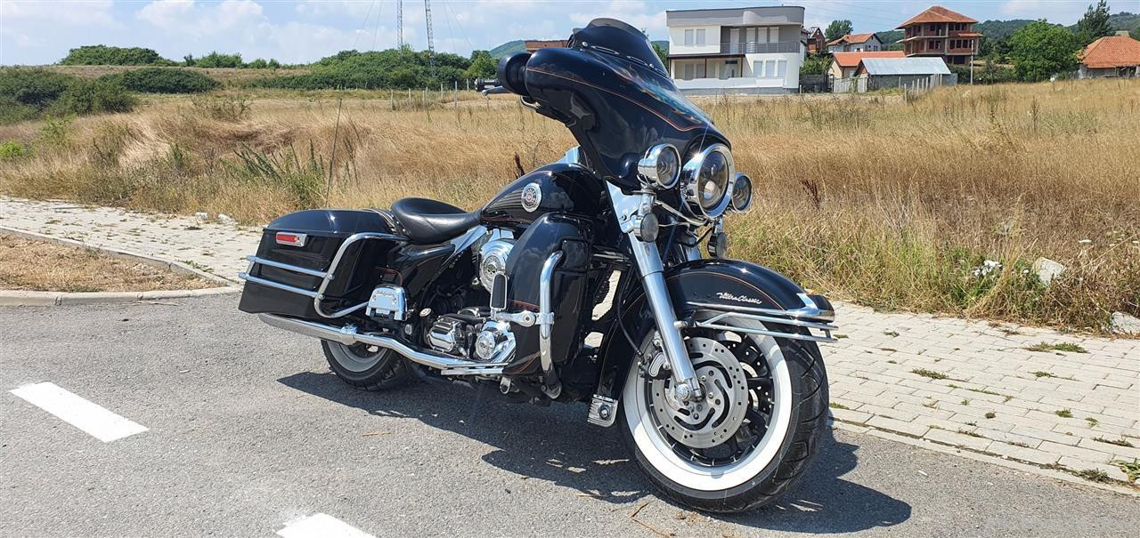 Harley Davidson - Electra Glide - Ultra Classic RKS