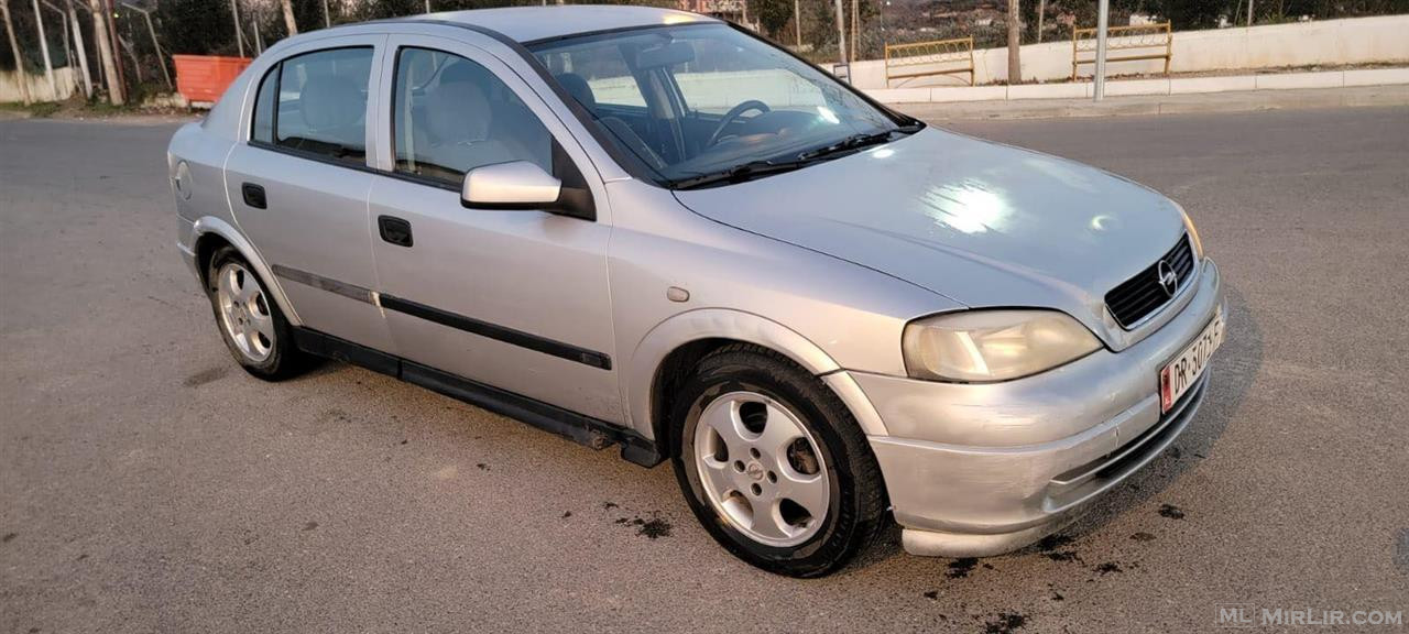 Opel astra naft 1,7 manuale me letra 1350€ 0683245003