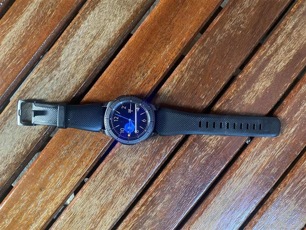 S3 frontier Smartwatch