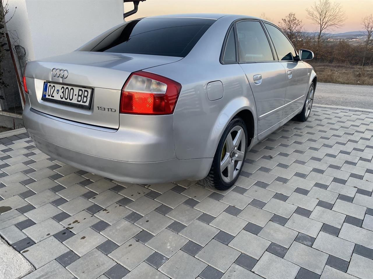 Audi a4 1.9tdi 1vit rks