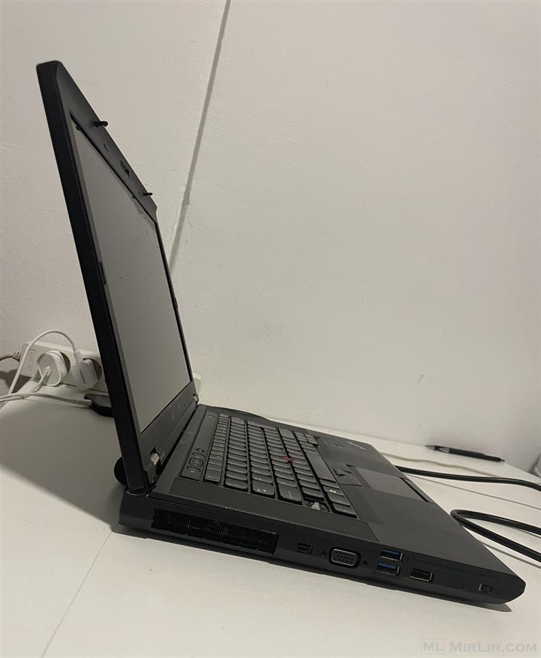 Shitet Laptopi: Lenovo Thinkpad T530
