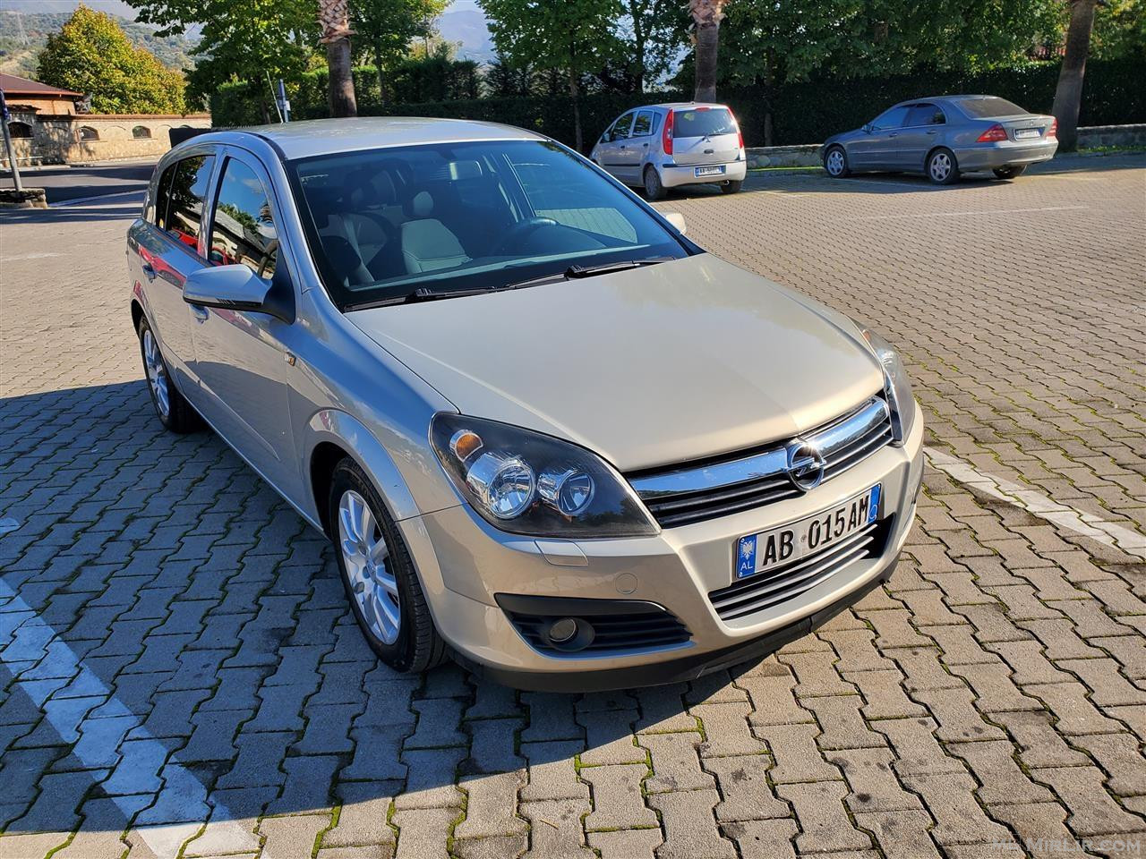 Opel Astra, Okazion