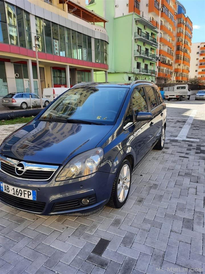 SHITET - Opel Zafira - 3300 €