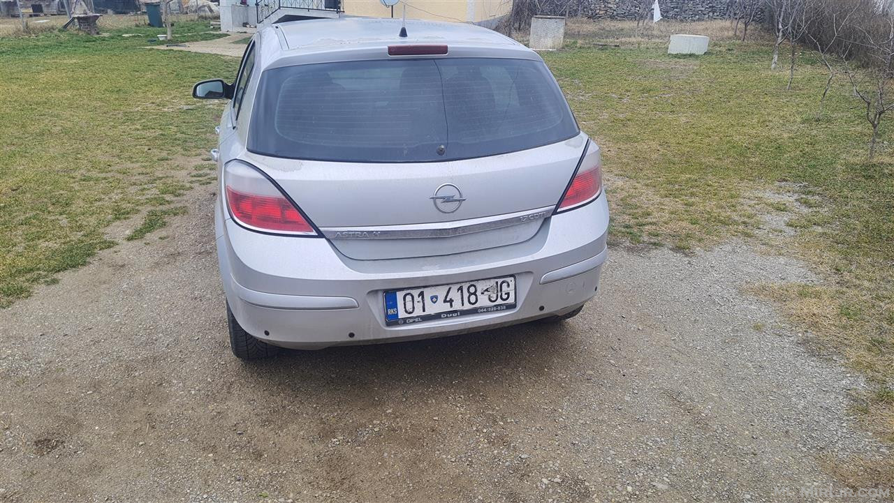 Shes/Ndrroj Opel Astra H 1.7 