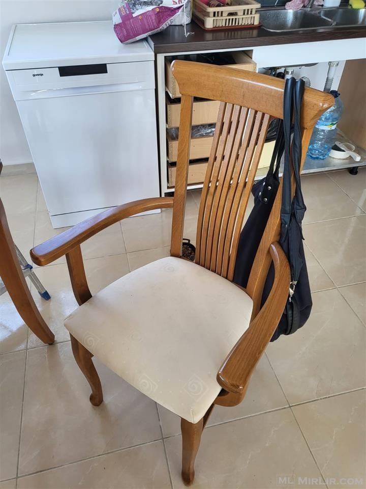 Table and 6 chairs for sale