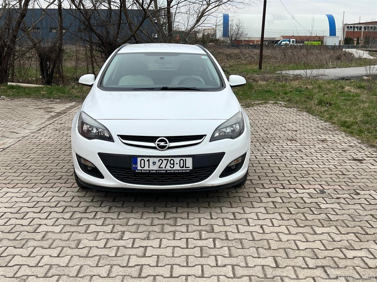 Opel Astra  2016