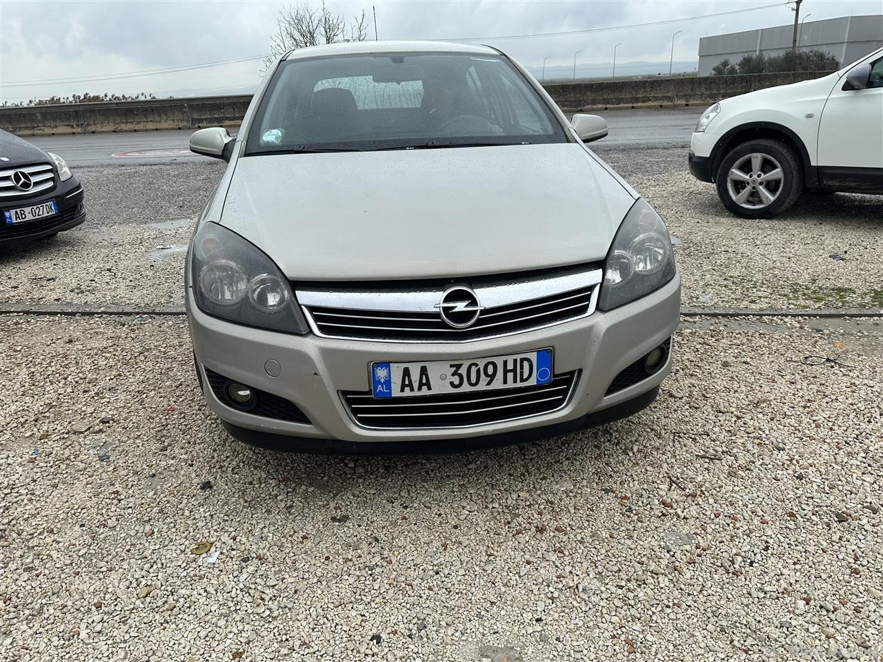 Opel astra 1.8gas-benzin