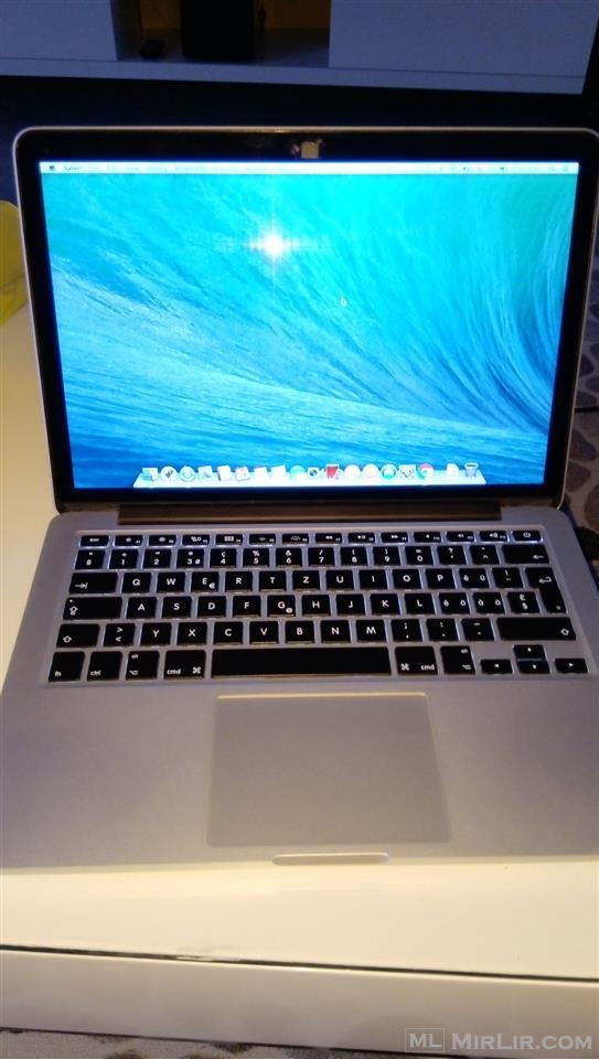 MacBook Pto i5 8 giga ram