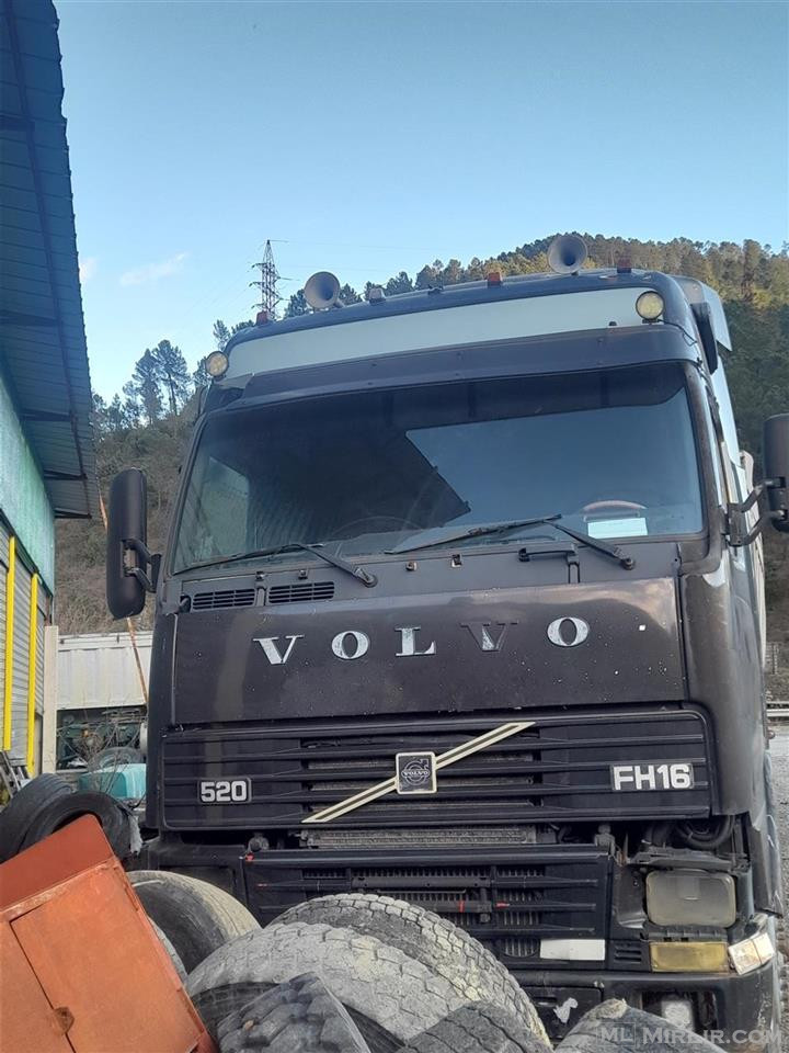 Shitet ose nderrohet Volvo + trail 12000 eu ose klering