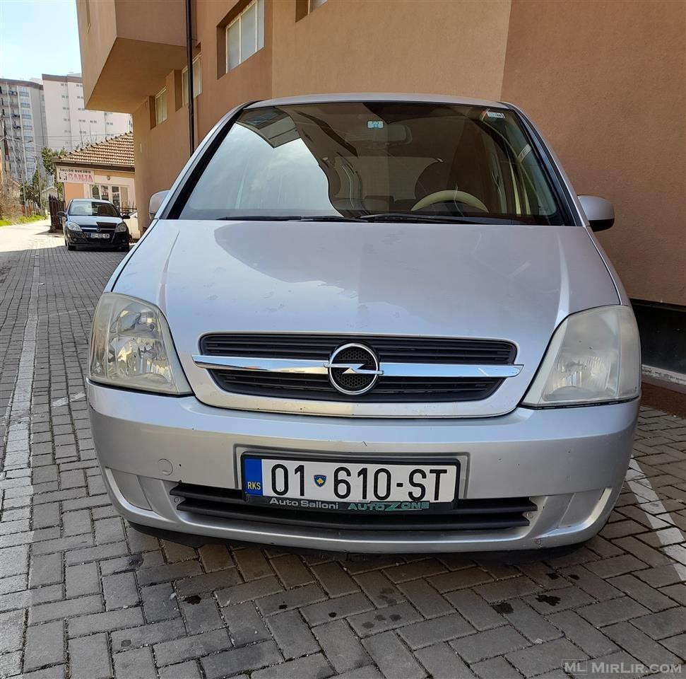 Shitet Opel Meriva