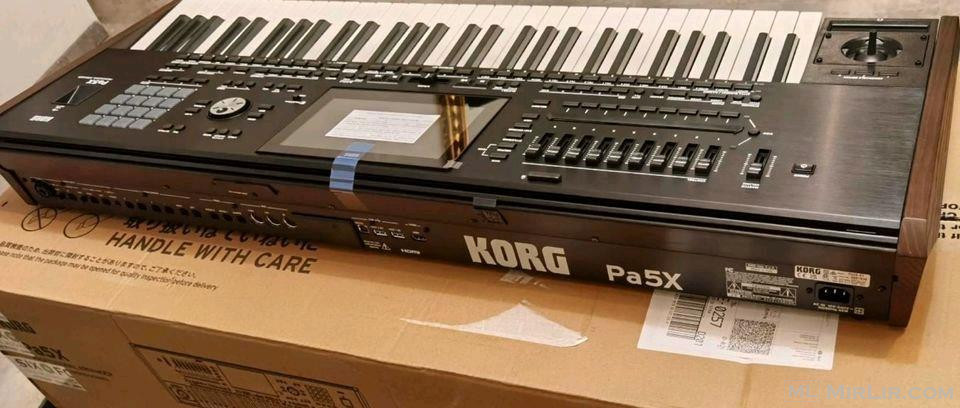 Korg pa5x keyboard