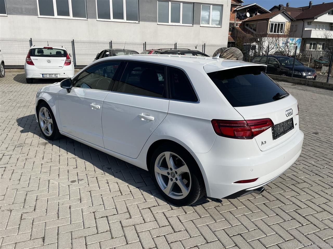 Audi 3 
